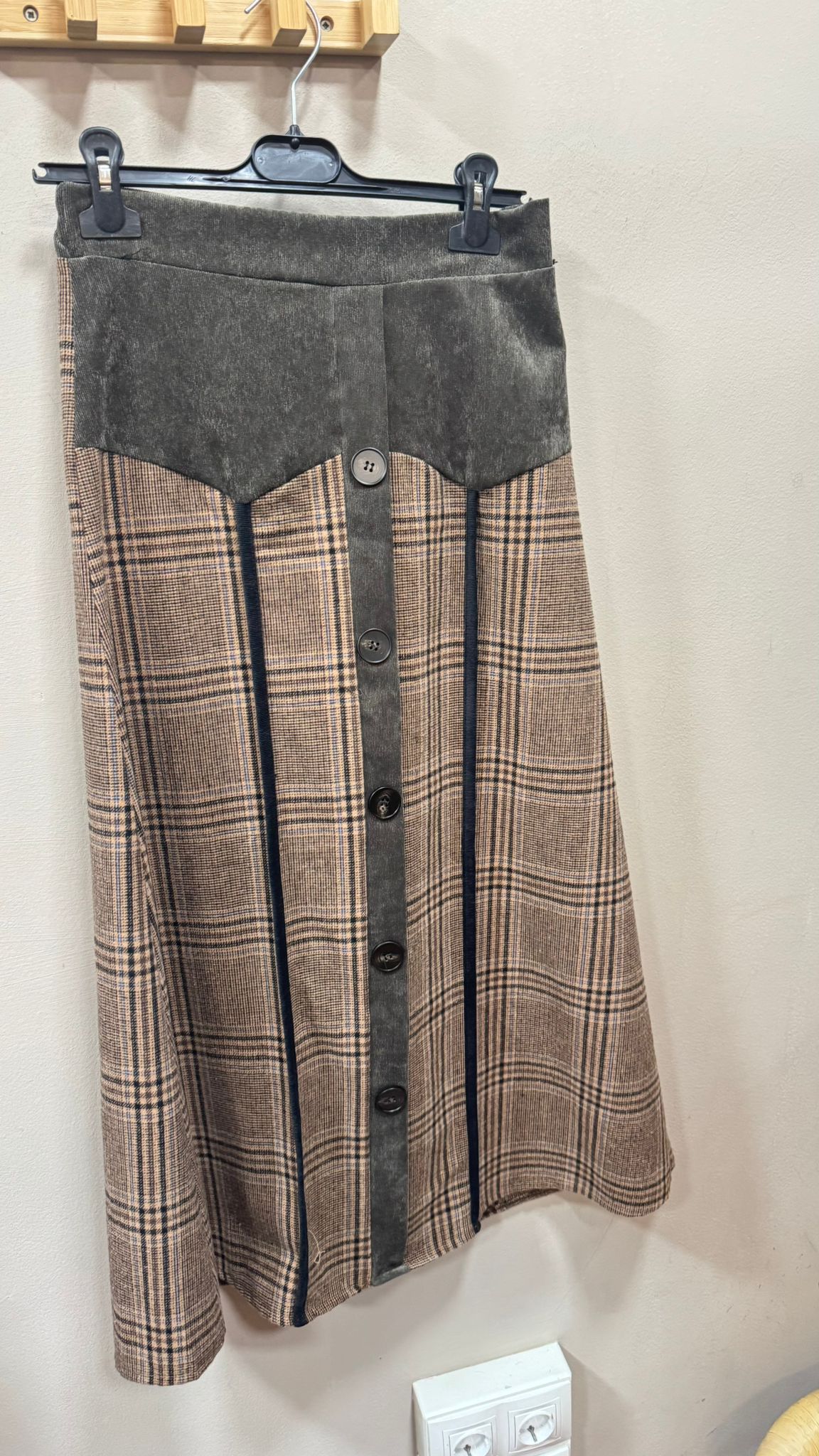 WhatsApp Image 2025-11-27 at 10.56.26 (7)